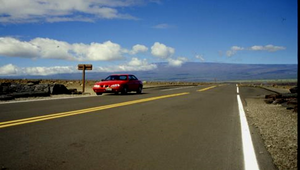 美國夏威宜火山口內的道路縮圖