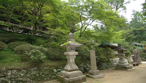 日本姬路書寫山上獻燈縮圖