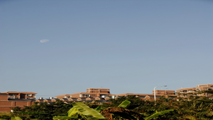 上午可以看到的下弦月2縮圖