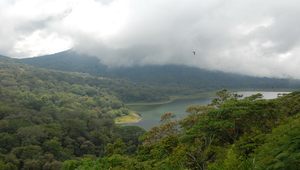 印尼峇里島雙子湖縮圖