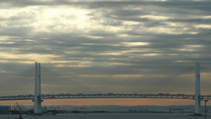 日本橫濱港鐵橋