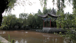 雲南鄉下高中校園一角縮圖