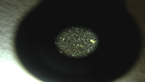 顯微鏡下的火山灰影像縮圖