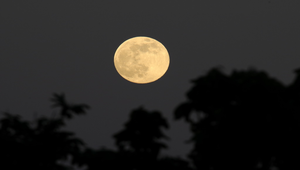 月球在近地點時縮圖