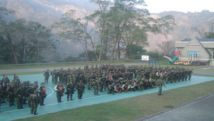 阿兵哥行軍 縮圖