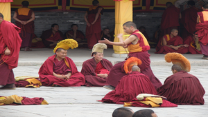 藏傳佛教僧人辯經縮圖